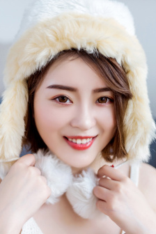 老中医吮她的花蒂和奶水视频播放